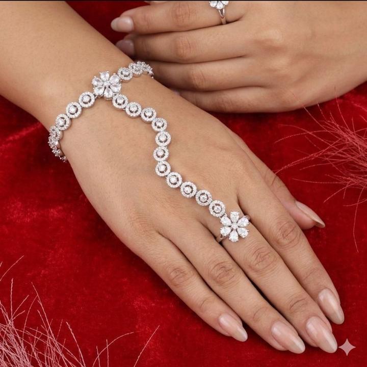 Anti tarnisha silver ad hand harness bracelet H2 Artificial pearl jewelry in Mumbai